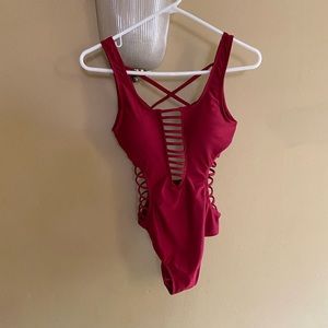 🏖🏖Revamped bathing suit.